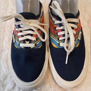 Vans UltraCush Navy & Rainbow Stripe Low-Top Sneakers (Men’s 8.5 / Women’s 10)